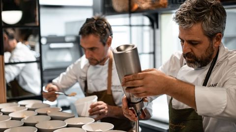 Miguel �ngel de la Cruz y Miguel Gonz�lez, ambos con una estrella Michelin, formaron t�ndem el a�o pasado en el A4Manos del Boanerges.