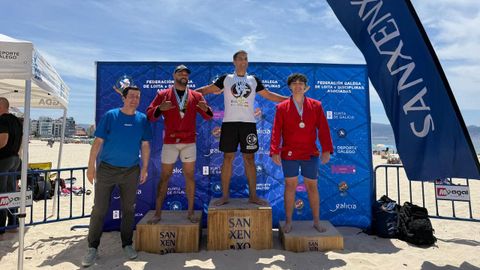 Lapa, en el segundo caj�n del podio en la competici�n celebrada en Sanxenxo.