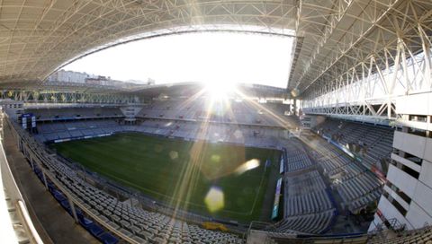 El estadio municipal de f�tbol de Oviedo, que a partir de hoy pasa a llamarse oficialmente NMR Carlos Tartiere gracias al patrocinio de una empresa minera