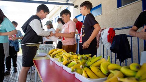 Viernes solidario en el CEIP Marc�n, en Pontevedra