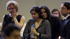 Luciana Garc�a, hija del expresidente Alan Garc�a, ley� la misiva que dej� su padre antes de suicidarse