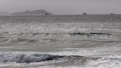 Temporal de lluvia y viento desde la playa de A Lanzada