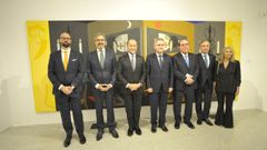 De izquierda a derecha: Diego Cascn, comisario de la muestra; Moiss Morera, director de programacin de Casa Amrica; Juan Carlos Escotet, presidente de Abanca; Len de la Torre, director de Casa Amrica; Miguel ngel Escotet, director general de RSC de Abanca; Francisco Botas, director ejecutivo, y Leticia Iglesias, miembro del Consejo de Abanca.