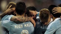 Iago Aspas celebra su gol al Levante con sus compa�eros