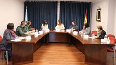 La concejala de Igualdade de Lousame, Silvia Agrafojo, presidi� hace unos d�as una reuni�n de la mesa local de coordinaci�n frente a la violencia machista, en la que participaron Mar�a Isabel �lvarez, jefa de la unidad contra la violencia sobre la mujer de la Subdelegaci�n del Gobierno; Nerea Fern�ndez, del Colexio de Traballo Social de Galicia; representantes de la Guardia Civil de Noia y t�cnicas municipales.