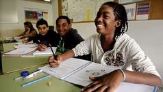 La Unesco recuerda este d�a la importancia de facilitar el pluralismo cultural y ling��stico, as� como la integraci�n y participaci�n de las personas que proceden de otros horizontes culturales