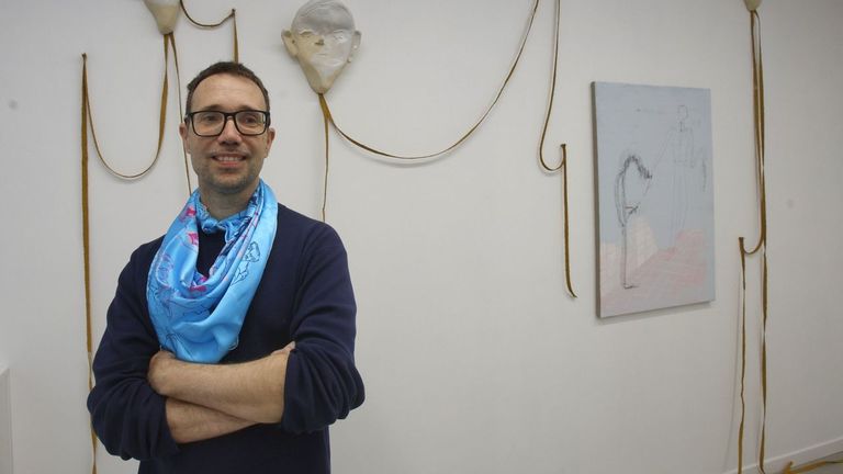 Vicente Blanco, durante a inauguración da mostra na galería Néboa