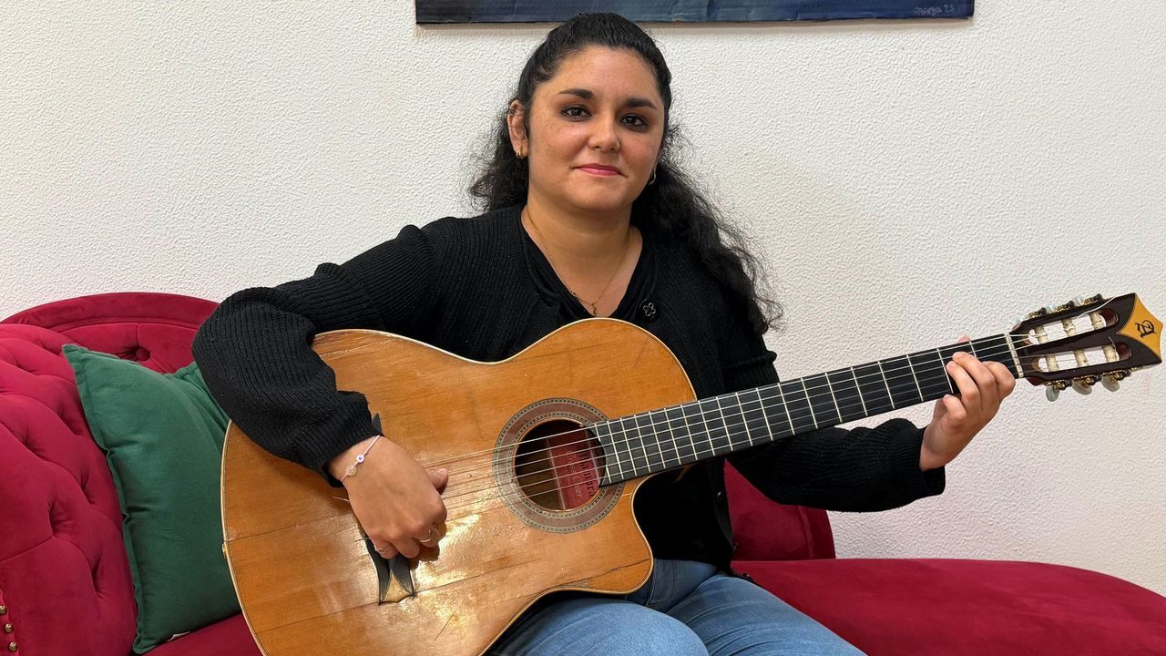 La cubana Dunia Hernández actúa este sábado en la Casa de la Troya