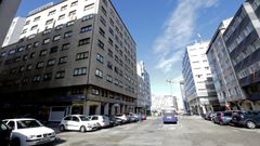 El doctor Cuadrado y su familia viv�an en el edificio de la izquierda, muy cerca del estadio de Riazor