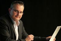 Gonzalo Sotelo da charlas a j�venes y a mayores para concienciar sobre los peligros de la Red. 