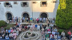 El pblico llen el claustro para seguir la actuacin de HabanaCaf Son, el domingo