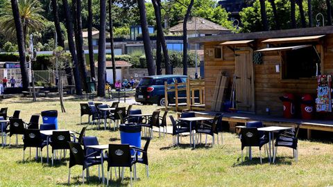 Imagen de un chiringuito en la playa de Samil 