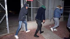 Los tres j�venes que fueron detenidos por la supuesta agresi�n sexual en Murcia, el pasado d�a 4, tras quedar en libertad provisional sin fianza