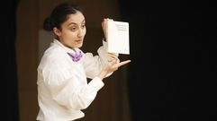 Tr�mola Teatro, noutra visita anterior � comarca, con outro espect�culo 