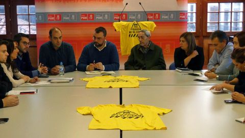 La ejecutiva de la FSA se re�ne en Avil�s en solidaridad con Alcoa
