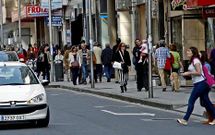 El proyecto prev� elevar la calzada al mismo nivel que la acera, creando as� una plataforma �nica.