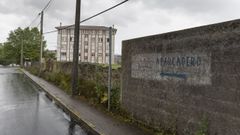 La finca propuesta est� situada frente a la entrada al CHUS por el hospital Gil Casares
