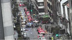 Atasco por Sanjurjo Bad�a por las obras de demolici�n de un edificio