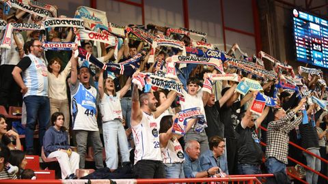 Aficionados del Obradoiro en el �ltimo desplazamiento a Cantabria