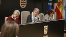 El alcalde, Miguel Anxo Fernández Lores, presidió el pleno del 22 de septiembre ataviado con un pañuelo palestino