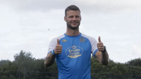 Daniel Bachmann, en su presentaci&oacute;n