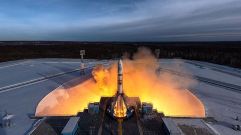 El lanzamiento del nanosatlite Lume-1 se produjo desde una base rusa en la nave Soyuz