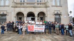 Vecinos de San Xuli�n contrarios a las instalaciones de Urbaser en la antigua cantera de Pardavila 
