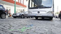 Marcas pintadas en el pavimento hundido del Callao, que soporta a diario tr�fico pesado