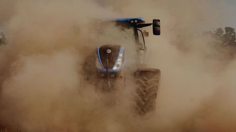 Demostraci�n de maquinaria sobre el terreno en Demoalimagro en Xinzo de Limia