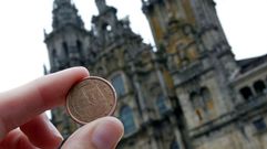Las monedas de cinco c�ntimos de la nueva divisa hicieron circular la imagen de la catedral de Santiago por toda Espa�a