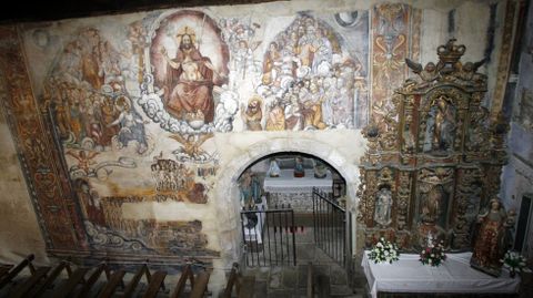 En la iglesia de Nogueira Mio se conserva un valioso conjunto de pinturas, recuperado en gran parte 