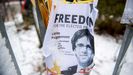Cartel situado fuera de la c�rcel alemana donde est� preso Puigdemont