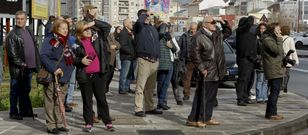 El incendio levant� una enorme expectaci�n durante casi toda la jornada. 