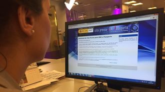 Los interesados tienen que solicitar cita previa en las Oficinas Xerais del Concello 