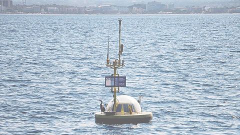 Una de las boyas del SCIB en aguas de la bah�a de Palma