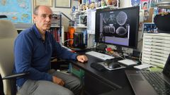 El profesor Luis M. Botana, de la USC, lidera el proyecto