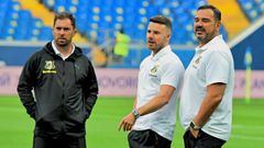 Fernando, Ra�l y Alejandro, en el estadio del Rostov.