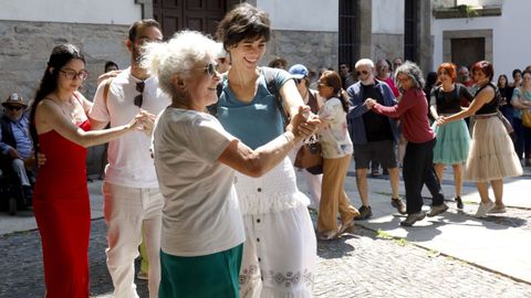 Foliada con el grupo Pesdelán en Mazarelos