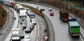 El tramo bonificado en Galicia trata de reducir el tráfico pesado en las peligrosas curvas de Mos en la autovía Vigo-O Porriño. 