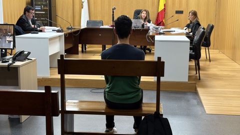 El acusado, durante el juicio en Ourense