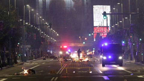 Disturbios en varias ciudades de Espa�a durantes las protestas por las restricciones covid