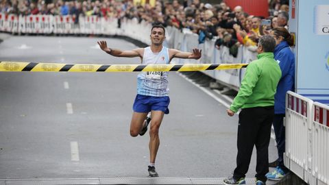 Nuno Costa, ganando la San Martiño 2022