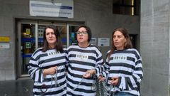 Opositoras al cuerpo de Maestros se concentran frente a la Consejer�a de Educaci�n