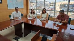 Reuni�n de trabajo con el jefe de Departamento de Producci�n y Calidad de la Autoridad Portuaria de Vigo, Nicol�s Ruzo (1� izq)