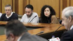 Roberto Eireos (en el centro) ya no acudir� al pleno de este lunes en Monforte, el �ltimo de este mandato. Se ha dado de baja en el PP para ir en la candidatura de Avanza Pant�n