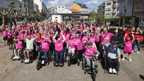 Participantes en la última andaina solidaria promovida por la asociación Íntegro