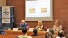 Alberto Vaquero, Marisol N�voa y Montserrat Cruz en la presentaci�n de un estudio sobre emprendimiento en el rural