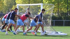 Jugadores del Pontevedra durante un entrenamiento