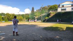 El equipo vigu�s de b�isbol Trasnos carece de unas instalaciones adecuadas para la pr�ctica de la disciplina.