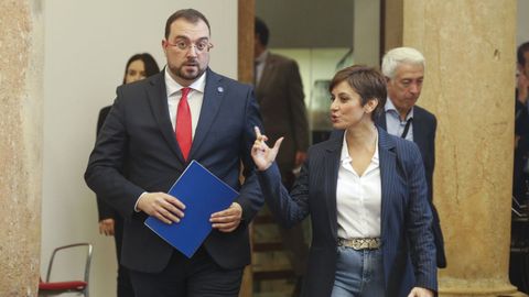 La ministra Portavoz y de Poltica Territorial, Isabel Rodrguez y el presidente del Principado de Asturias, Adrin Barbn